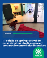 Estudantes do curso de Letras – Inglês preparam performances para envolver o público.