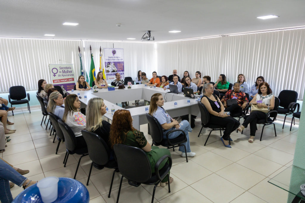 UNESPAR - Campus Apucarana tem representatividade no conselho da mulher